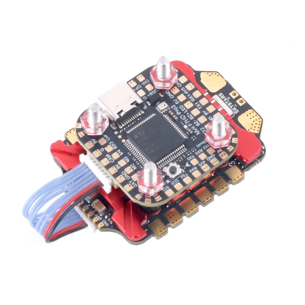 طائرة بدون طيار للسباق من SKYS - مراجعة Foxeer Reaper F4 128K 65A Esc وسعره
